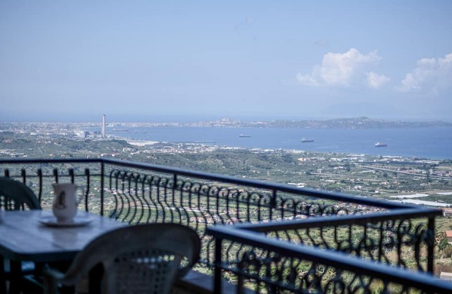 The Templar's Refuge - Knight Apartment