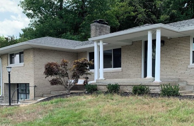 Lil' Rock - close to Beech Bend