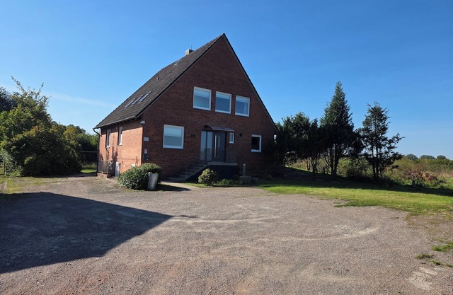 A secluded location with 8 rooms and 10 beds, to travel with a large family!