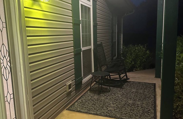 Charming 4 Bed house in Kingston