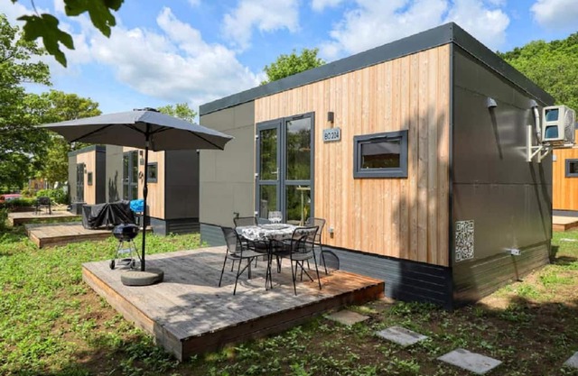Apartment 'Wemding' with Shared Terrace, Private Garden and Air Conditioning