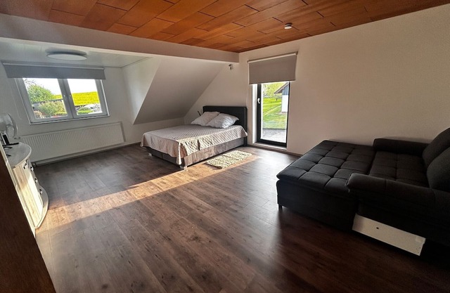 Holiday Apartment on the Outskirts of Bad Hersfeld with Wi-Fi