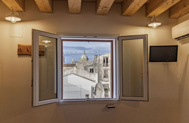PANORMOS91 Rooms and Terrace
