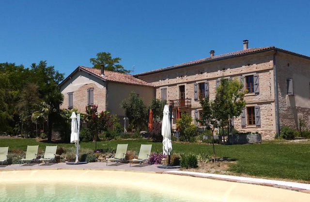 Le château de Naïs - SALVAGNAC