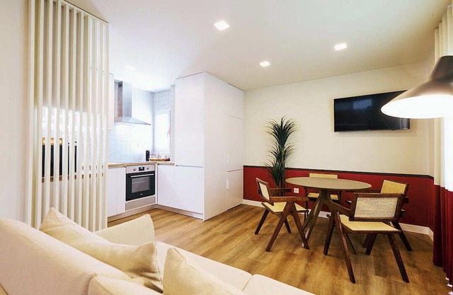 Apartment for 4 People-Fatima-Spaço Quattro-Two-c/Private Parking