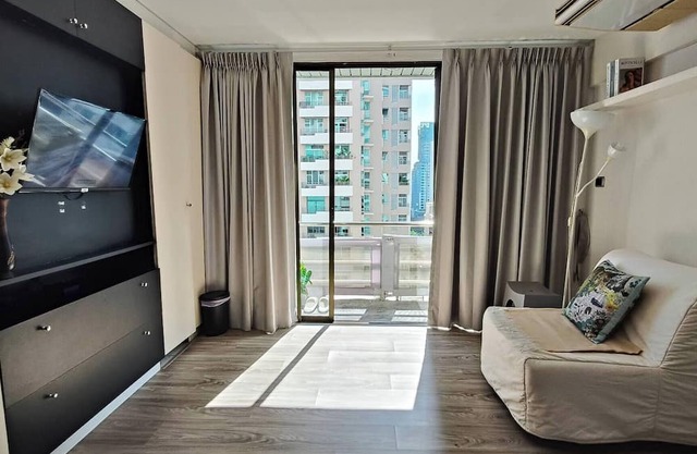 168 Rajdamri Apartment near Central World