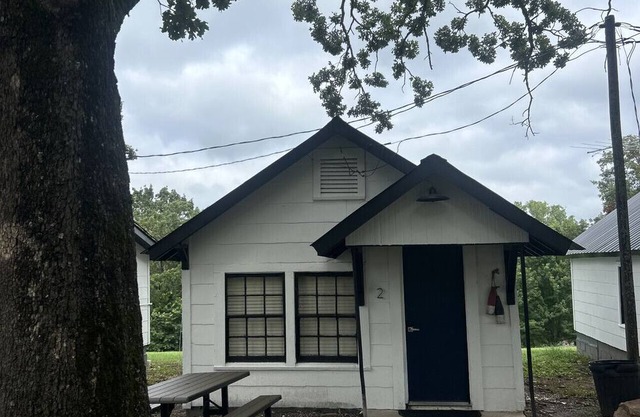 Cookson Resort - Tenkiller Cabin #2