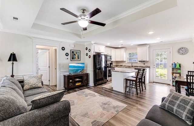 Charming 2B, 2Bth Home In Boiling Spring Lakes, Mins from Southport and Oak Island
