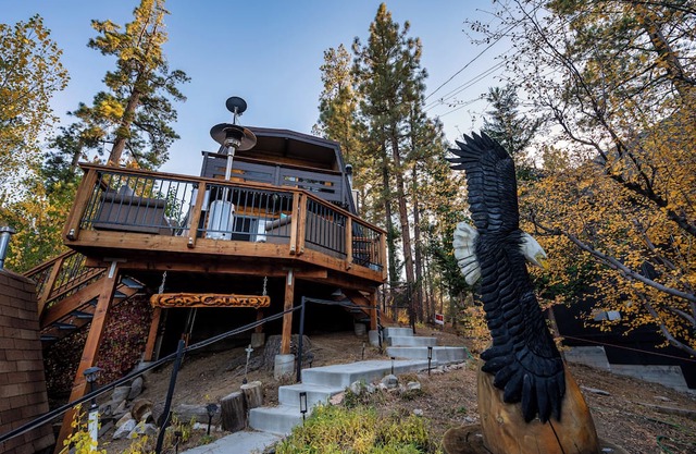 Secluded Cabin w/Spa & Games!