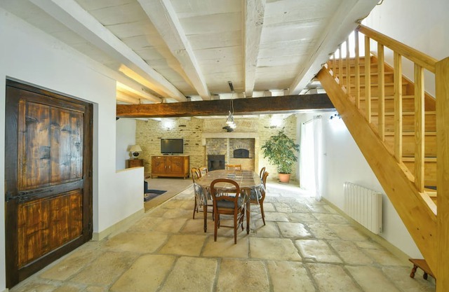 Spacious and comfortable cottage in the South Berry countryside