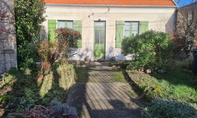 Chateauroux Bed & Breakfast | Guestroom Châteauroux, 2 bedrooms, 4 persons