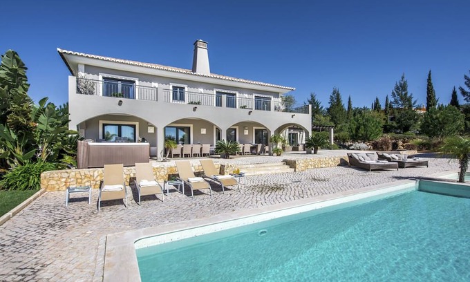 Portimao Villa | Villa Beleza - Six Bedroom Villa, Sleeps 14