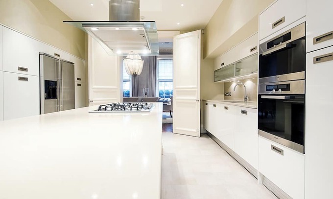 City of Westminster Apartment | Luxury 4 Bedroom Flat in Mayfair, London