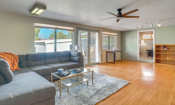 Pomerene House | 11 Mi to Kartchner Caverns: Home w/Yard in Benson