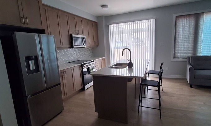 Ottawa Division Resort | Beautiful 3 bedroom 2.5 bath Townhouse