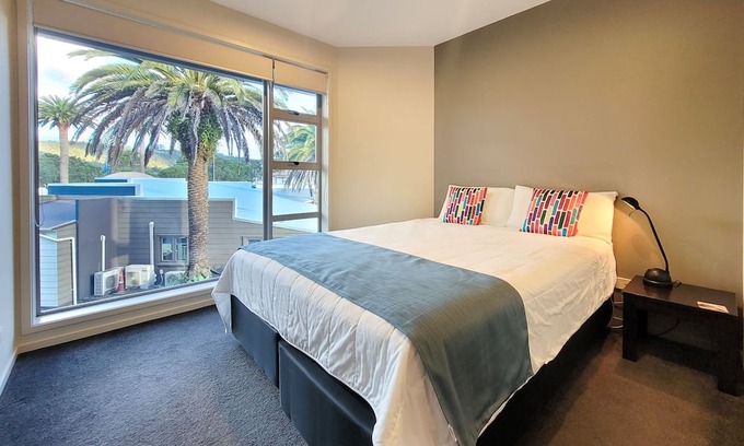 Whitianga Apartment | Hosts on the Coast Restful on Esplanade