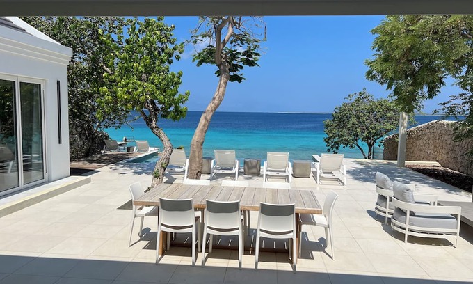 Kralendijk House | Brand New, Private Oceanfront Villa with Breathtaking Diving in Your Backyard