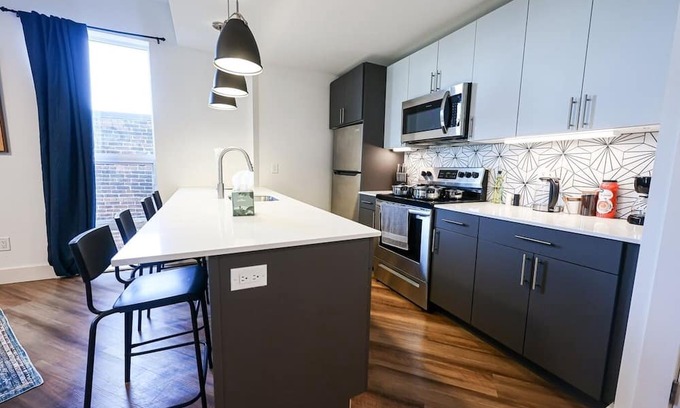 Brewerytown Apartment | Imagine a stylish escape in Glenwood, the epitome of urban luxury
