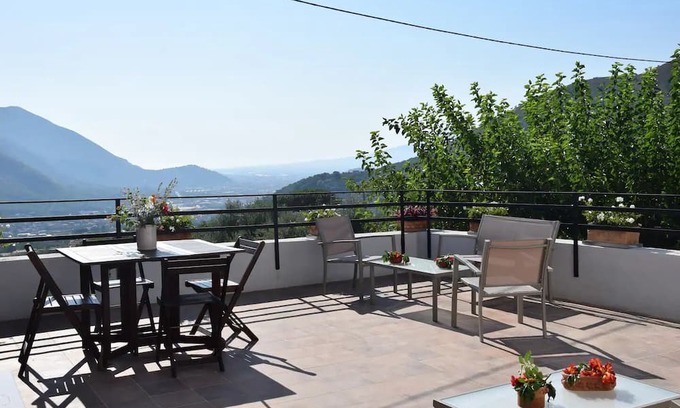 Cava de' Tirreni House | Country house near Amalfi and Pompeii - Casa "Mandorlo"