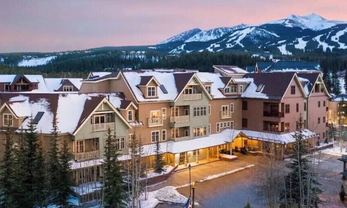 Historic District Villa | The Residences at Main Street Station