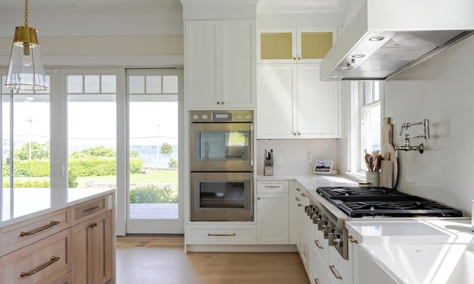 Shoreby Hill House | Island Escape