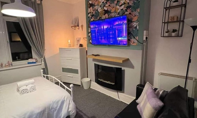 Grangetown Apartment | Cardiff Cozy Apartment with 2 Bedrooms