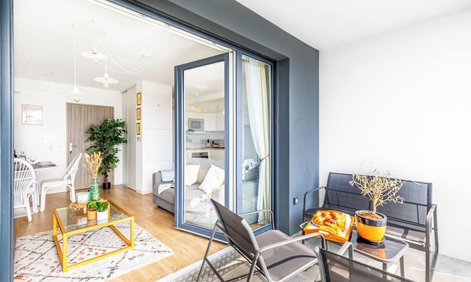 Begles Apartment | LA Belle Rose Appartement 4 Personnes Proche Gare Bordeaux