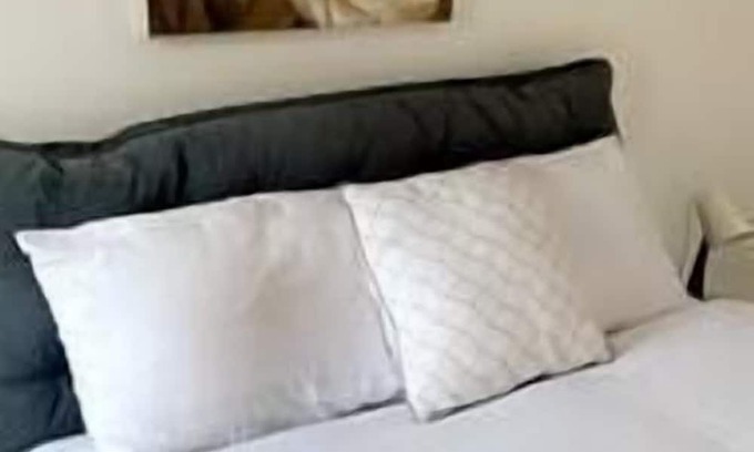 Heath Apartment | Brilliant Apartment on the ground floor, stunning and spacious reception.