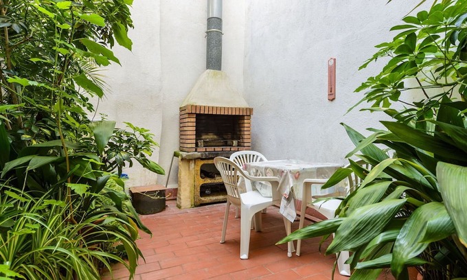 Sant Mateu House | Stunning private villa for 17 guests with hot tub, WIFI, TV, terrace and pets allowed