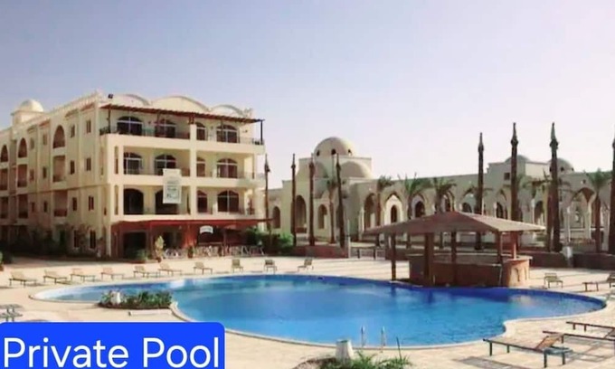 Sahl Hasheeh Apartment | Sahl Hasheesh, 1 bedroom Apartment. Private Beach and Pool.