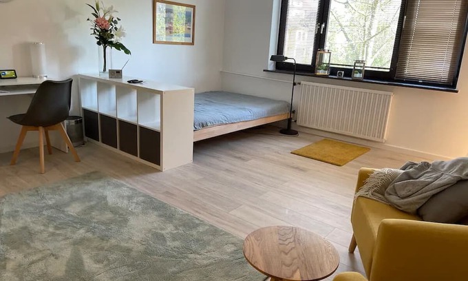 Westend Apartment | Ruhiges Apartment in Berlin Neu-westend, Nähe Messe, Olympia-stadion, rbb