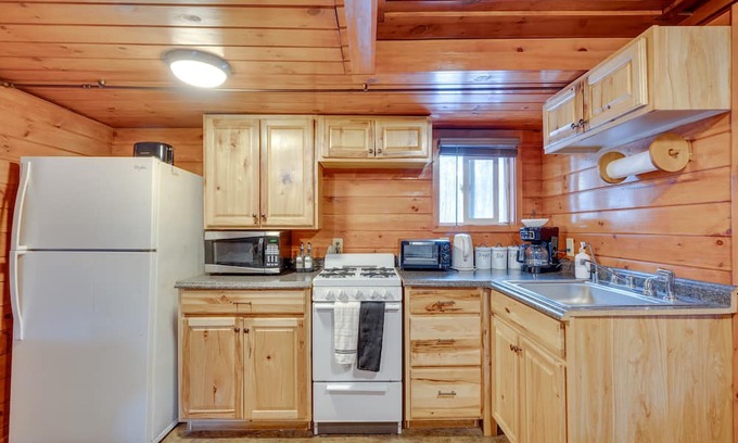 Weirs Beach Cabin | Laconia Cabin w/Grill: 2 Mi to Weirs Beach!
