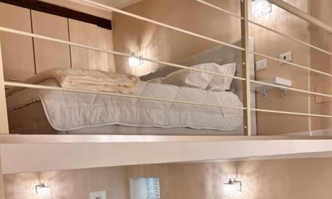 Ponsacco Apartment | Apartment "La Torretta" with Wi-Fi & A/C