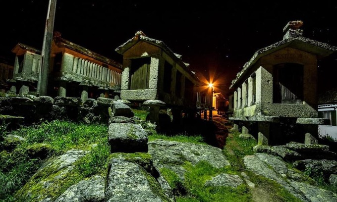 Lindoso Apartment | Apartment 'Casa Do Charco - Peneda Gerês' with Mountain View, Wi-Fi and Air Conditioning