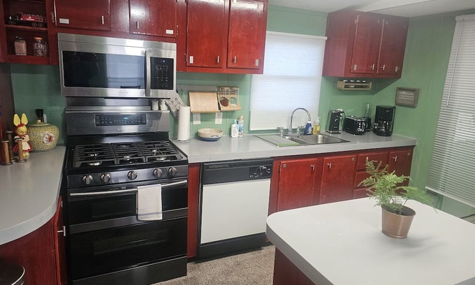 Bronson House | Lake Rayburn, gated home 1 mile from boat launch and the most popular Texas lake