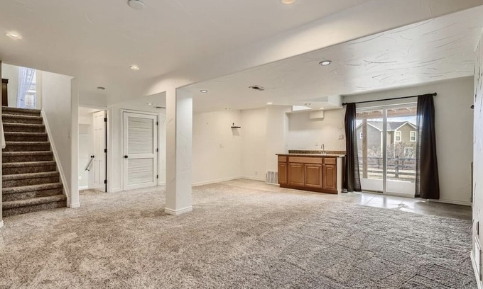 Stonegate House | Huge basement 1 bedroom 1 bathroom with private small kitchen.Selft entry