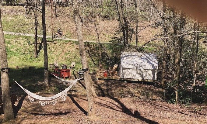 Unaka RV Rental | Sticks Creekside Living but close to all the breweries and The BlueRidge Rails.