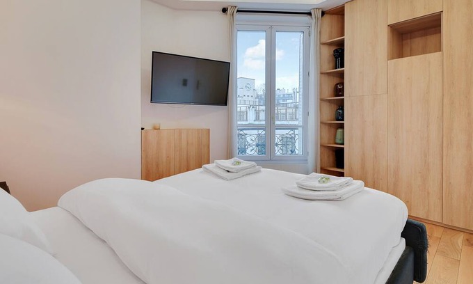 Charenton-le-Pont Apartment | Wonderful apartment 15 minutes from Paris center