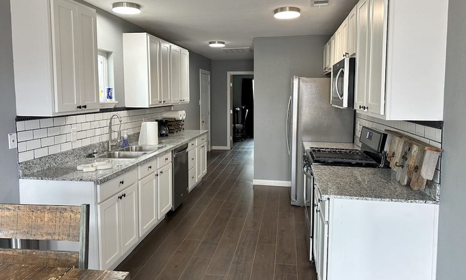 Killeen House | Newly Renovated