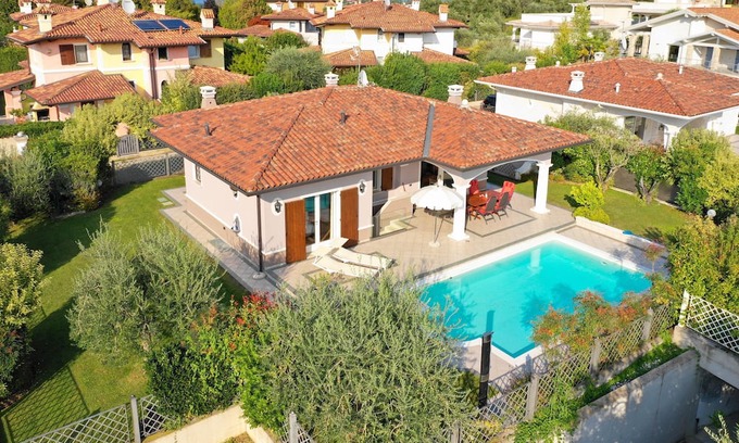Crociale Villa | Vrbo Property