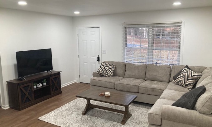Rio House | Charming Home in Charlottesville! 3 Bed, 2 Full Bath, Private and Spacious!