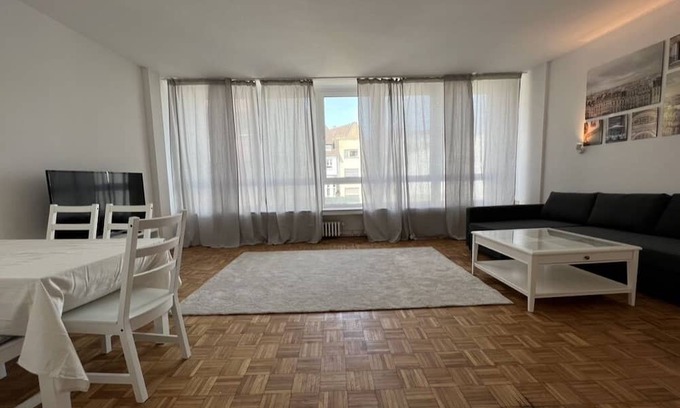 Altstadt Apartment | Modernes Apartment im Herzen von Duisburg