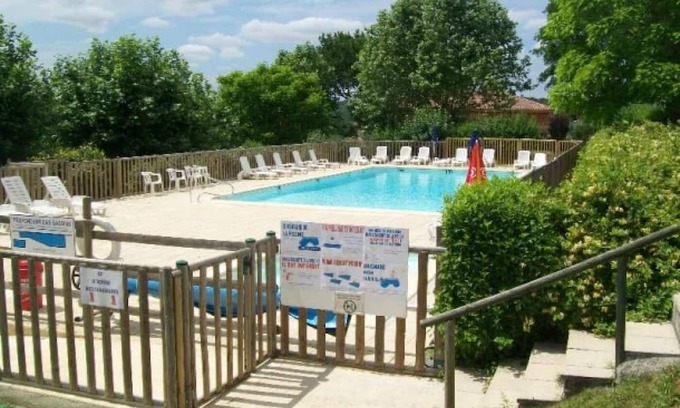 Villefranche-du-Perigord House | Mobilhome 3 étoiles - Piscine - eeeebc