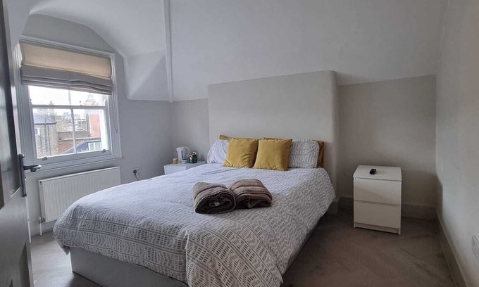 Shaftesbury House | London Hideaway in Clapham