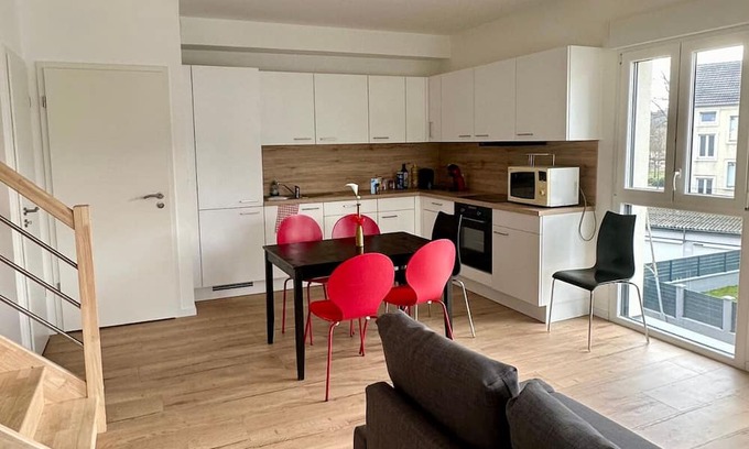 Mulhouse Apartment | Splendide Duplex Avec Parking Privé et Terrasse