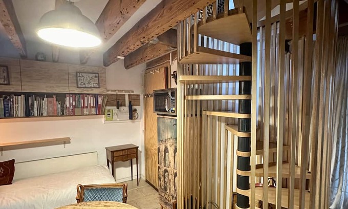 Quartier du Pont-de-Flandre Apartment | Charming 40m2 Duplex - Quiet & Bright near Parc de la Villette