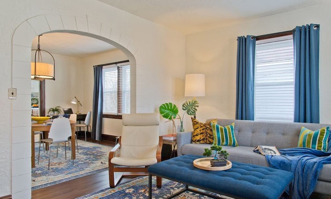 Oakley Apartment | Fresh and Fun Atlantic #2 Sleeps 4