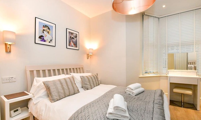 Pontcanna Apartment | Pass the Keys | 1 Bed Apartment with Parking