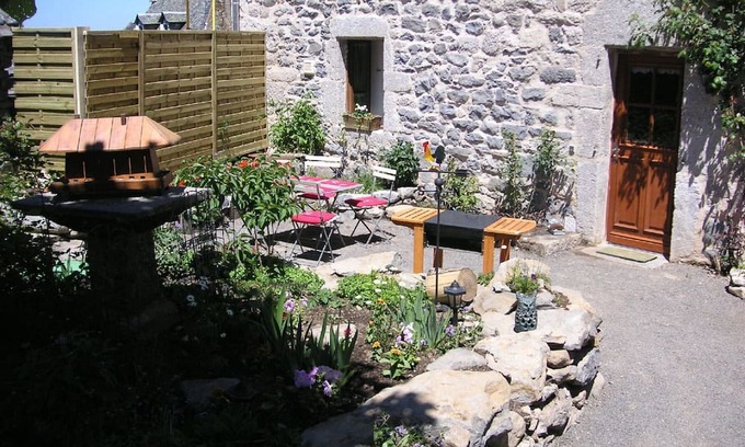 Lacalm Cottage | Gite Argences-en-Aubrac, 2 bedrooms, 4 persons