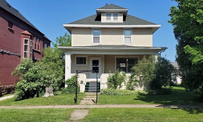 Superior House | Comfortable, quiet, and unique 107 year old house with a touch of heavy metal.